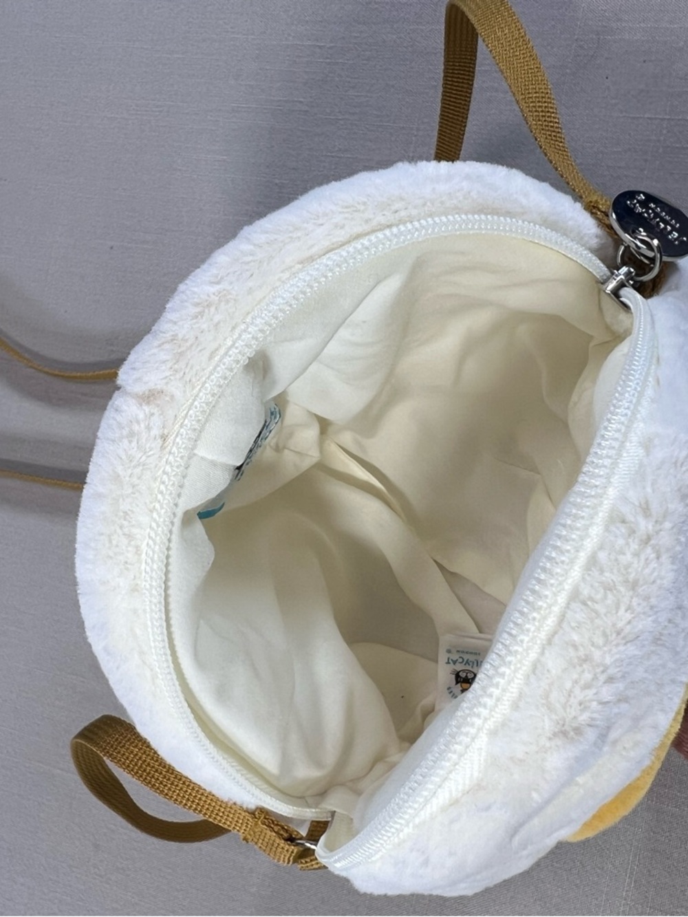 Jellycat Amuseable Happy Boiled Egg Crossbody Bag Plush White Yellow London - Picture 13 of 13